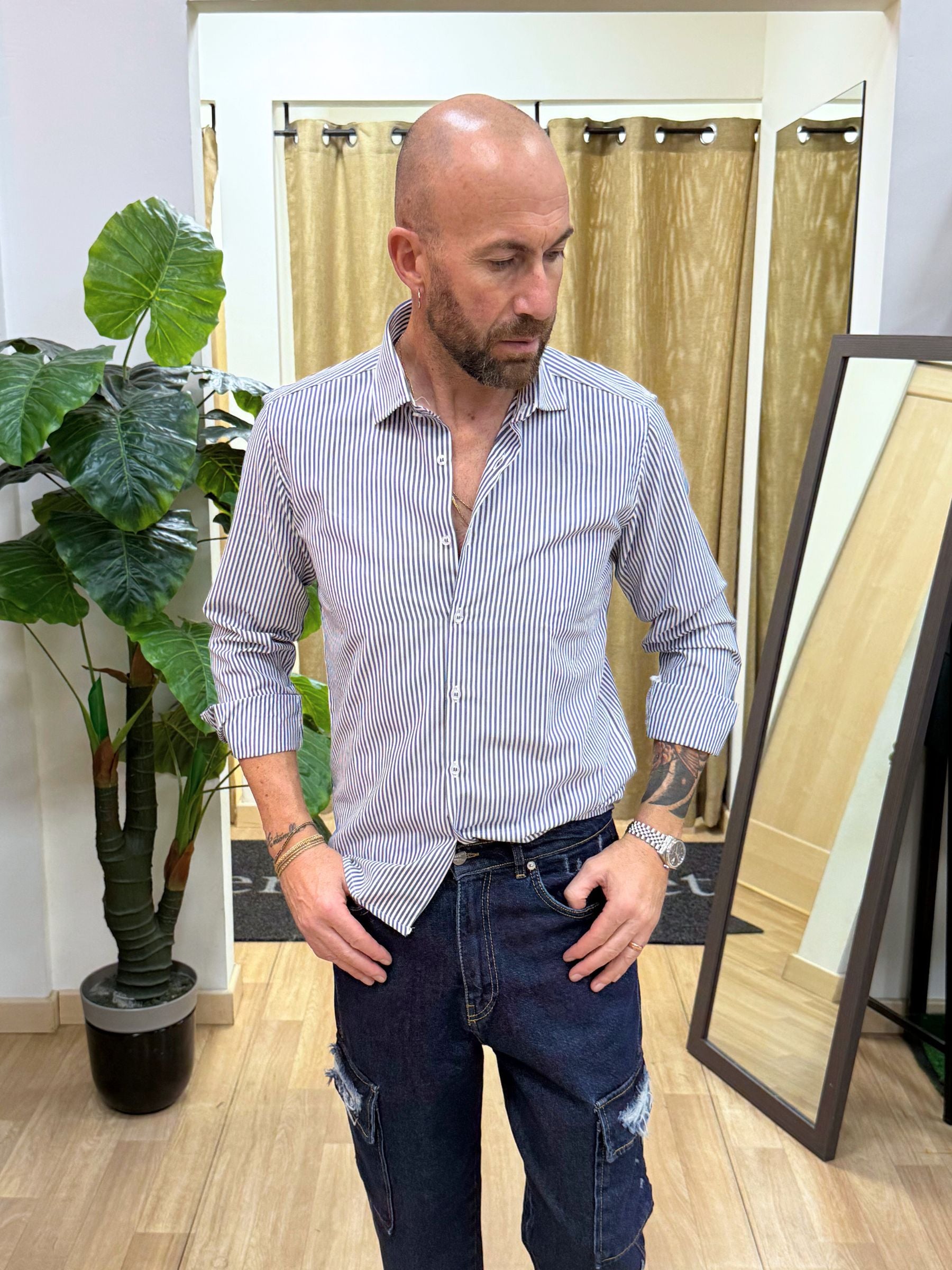 Camicia Slim Rigata Akirò Blu