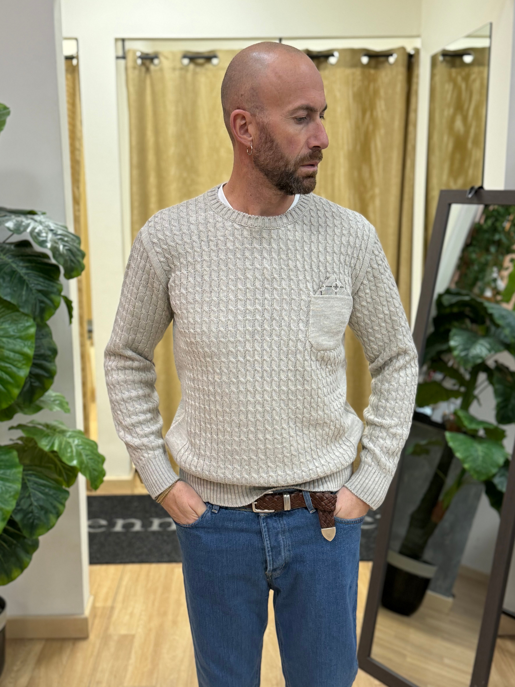 Maglioncino Con Treccia E Taschino Beige