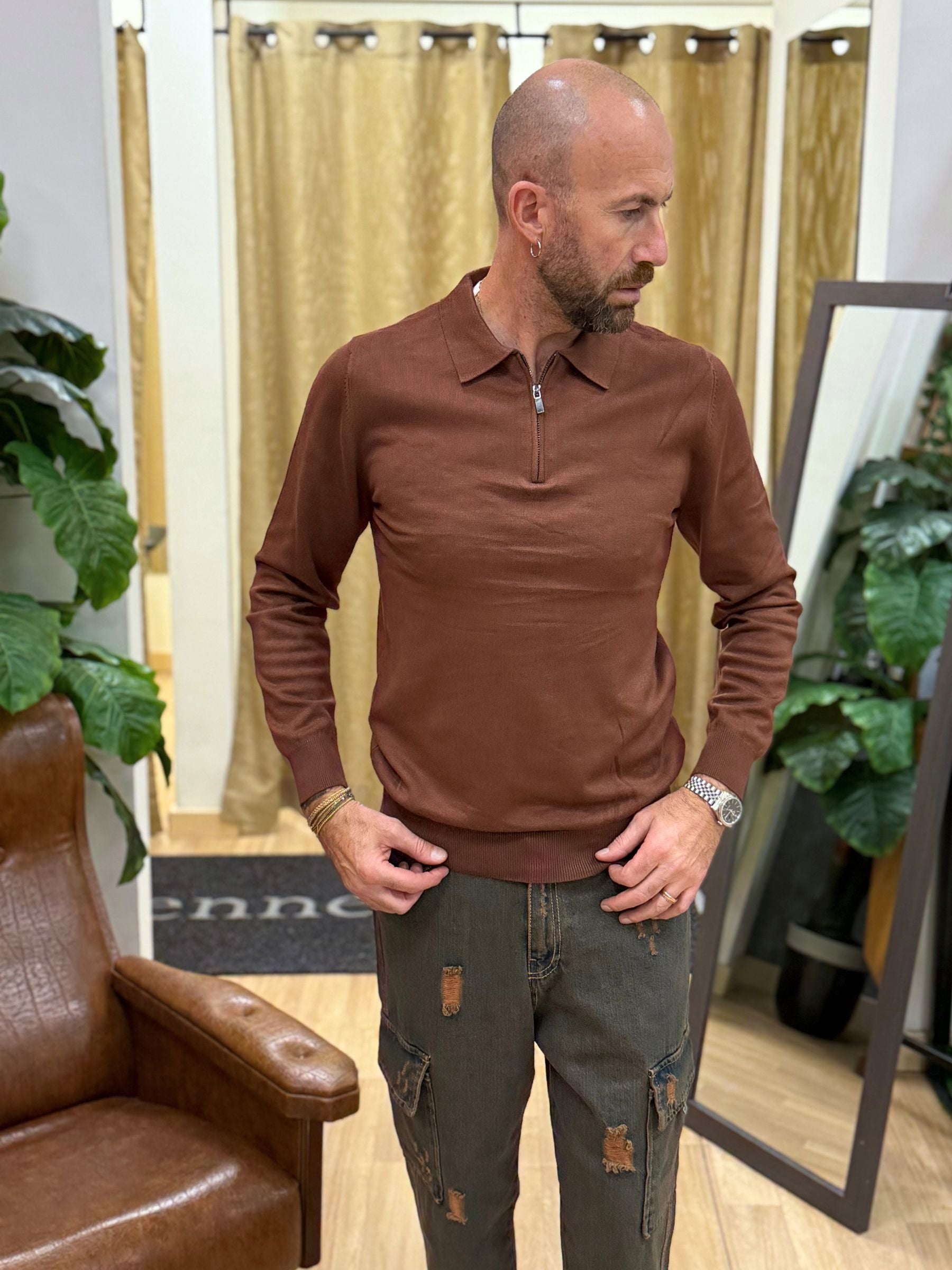 Polo Con Zip Tabacco