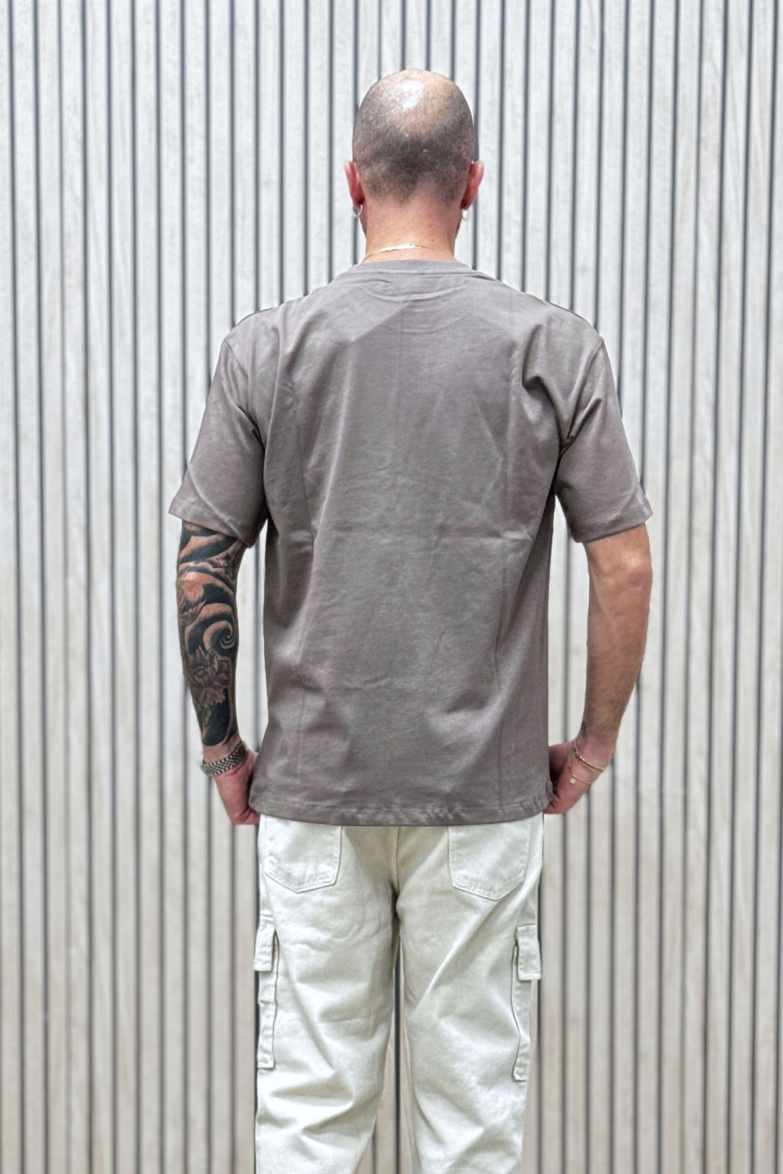 T-Shirt Over Fango