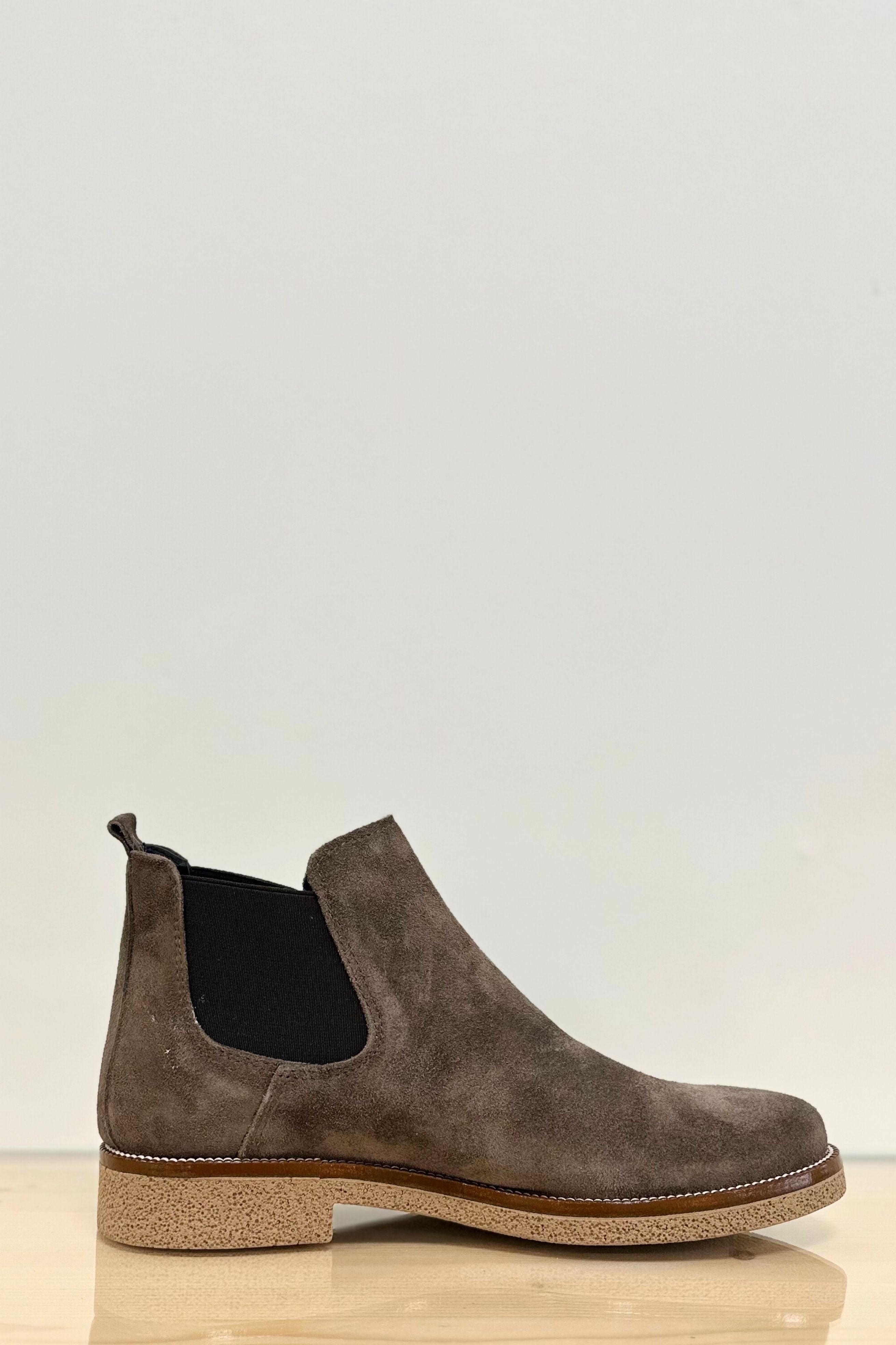 Stivaletto Scamosciato Tortora