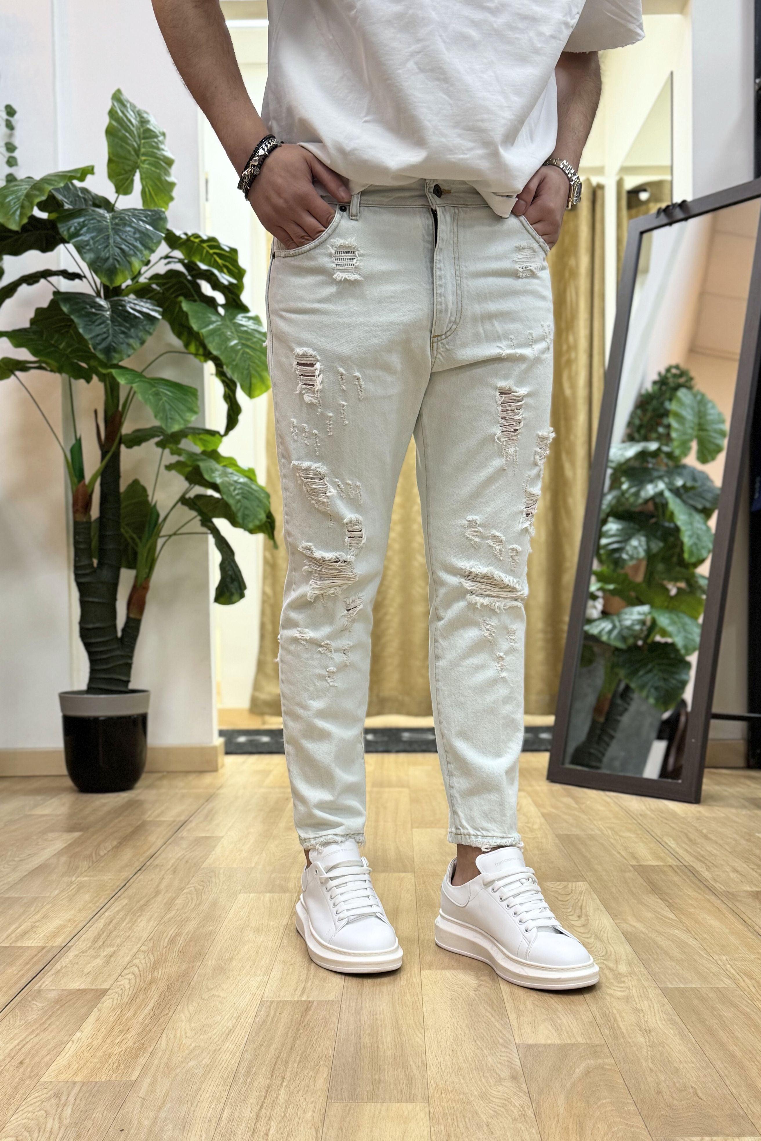 Jeans Milano A Strappi