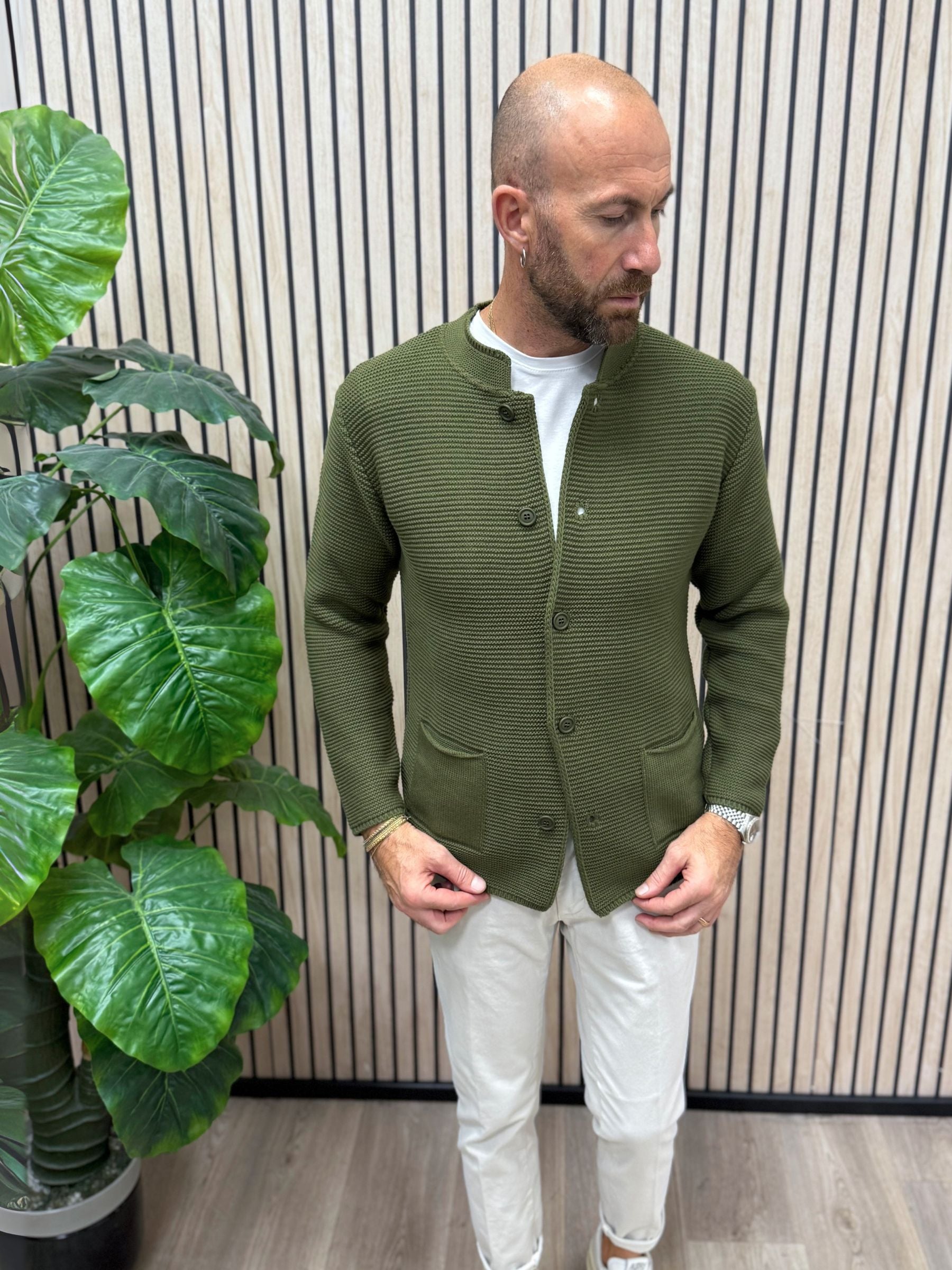 Cardigan Koreano Militare