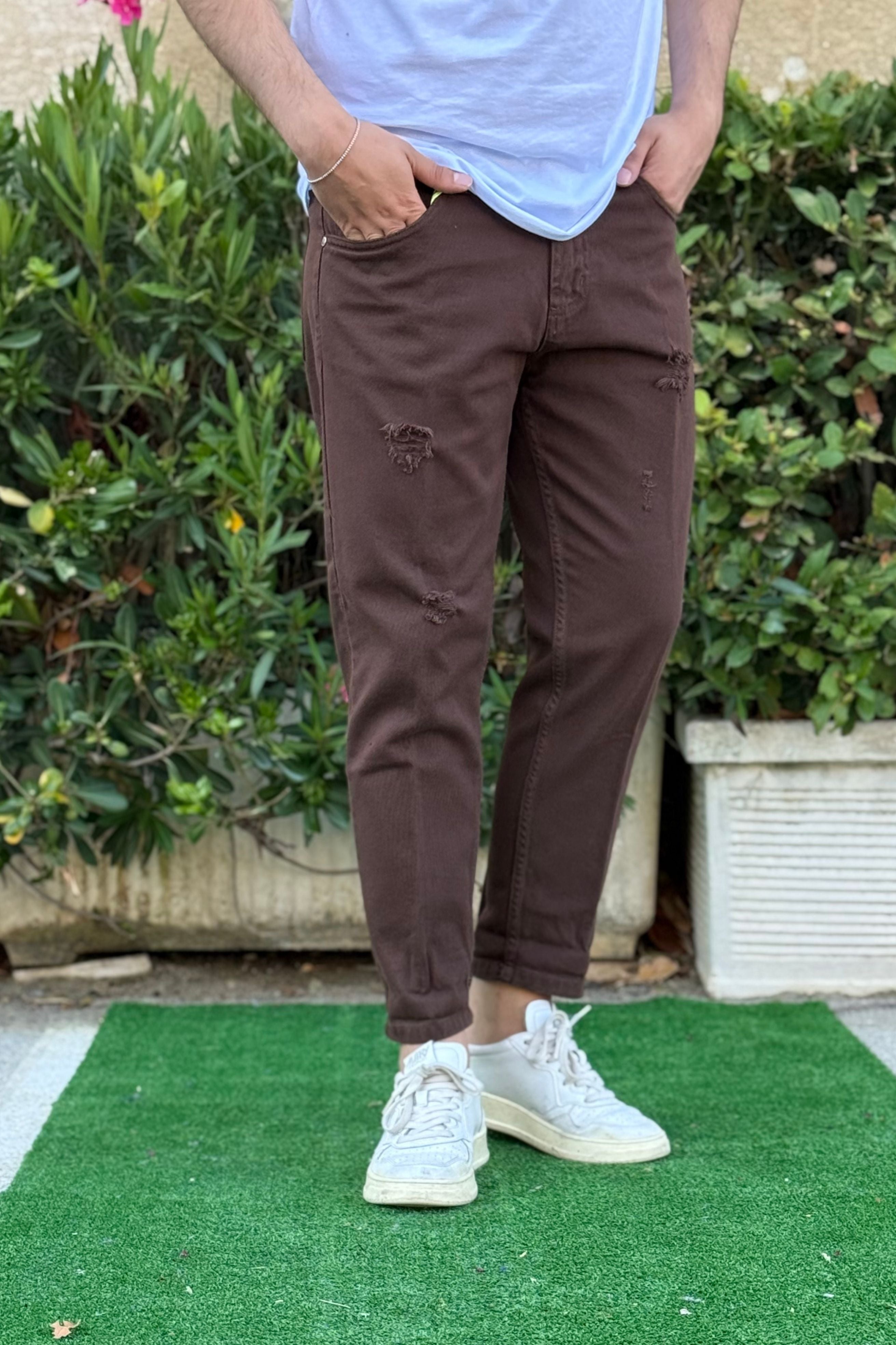 Jeans Strappato Marrone