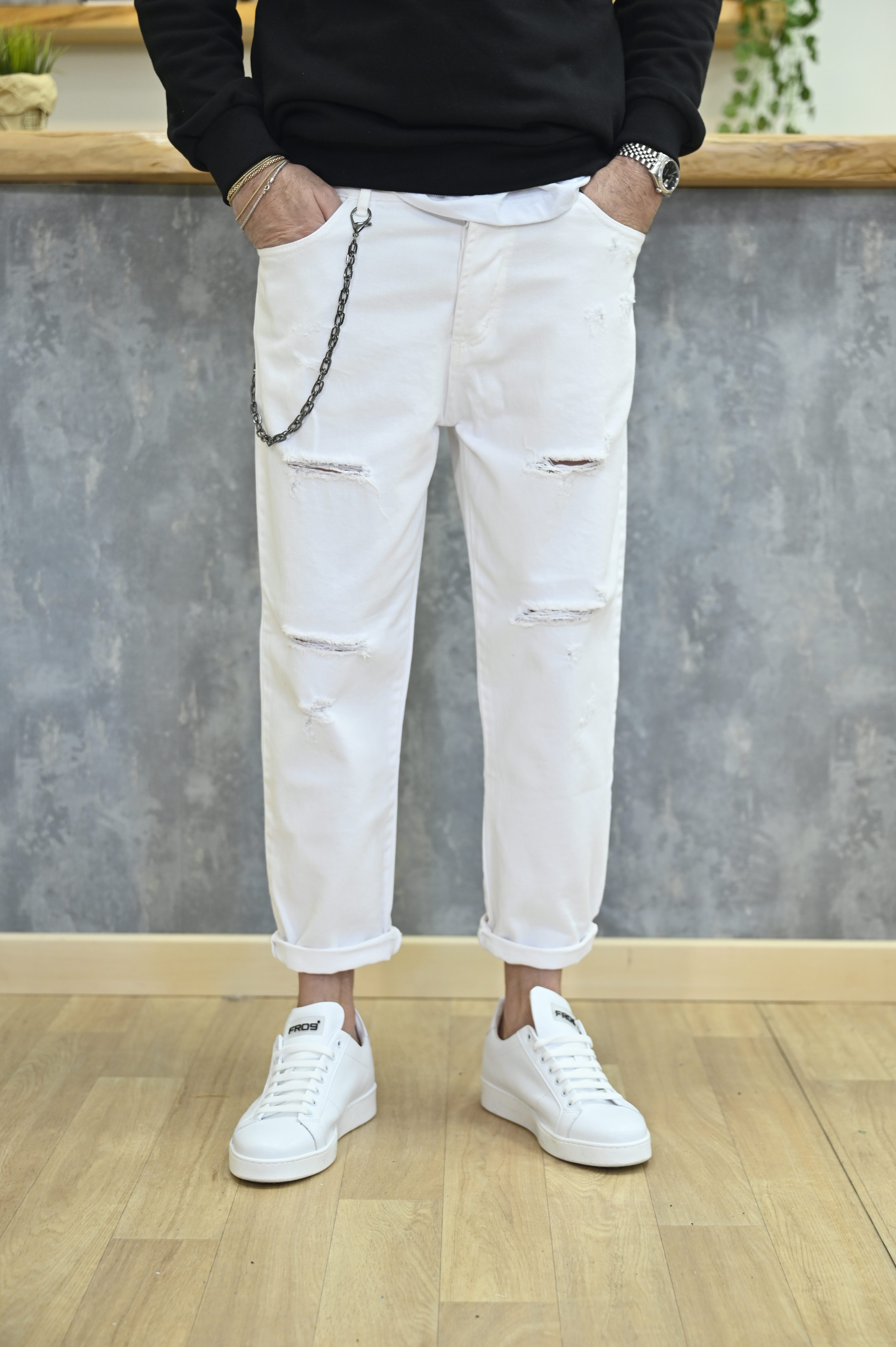 Jeans Bianco A Strappi