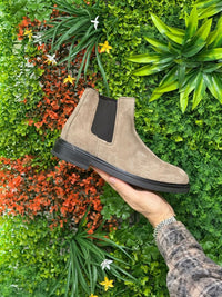 Stivaletto In Camoscio Beige